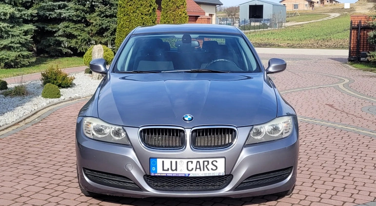 BMW Seria 3 cena 25900 przebieg: 236000, rok produkcji 2010 z Twardogóra małe 562